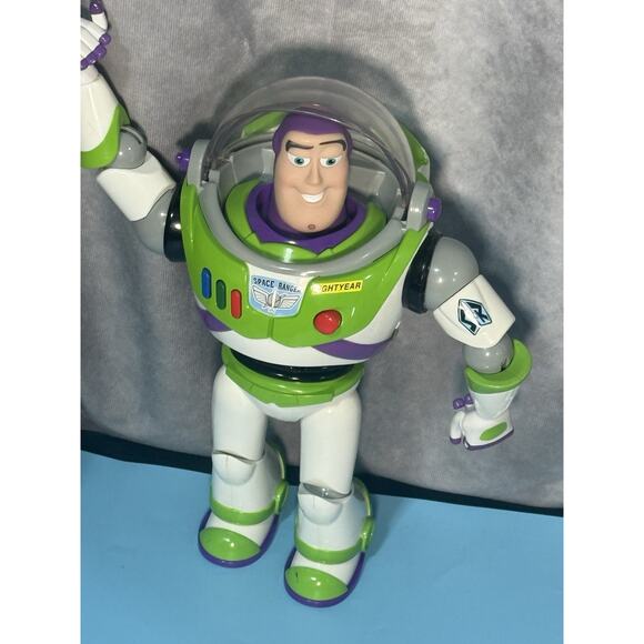 Disney Store 12" Buzz Lightyear Toy Story Figure Talking Interactive Karate Chop - Picture 2 of 7